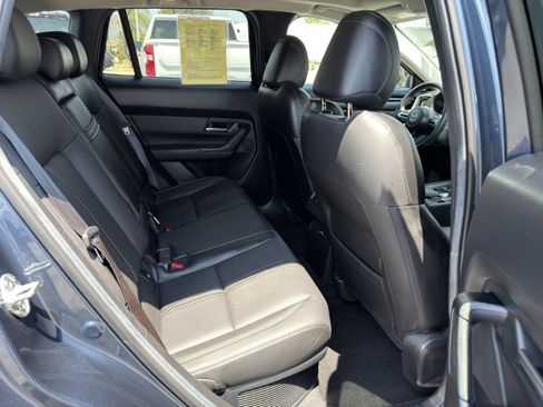 Used 2025 MAZDA CX-50 AWD 2.5 Hybrid w/ Premium Pkg image 12