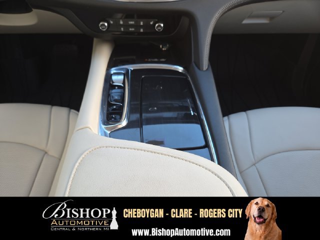 Used 2023 Buick Enclave Essence w/ Experience Buick Package AWD/4WD image 14