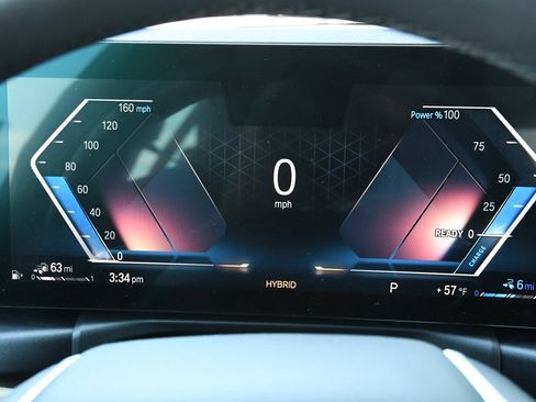 Used 2023 BMW 330e image 13