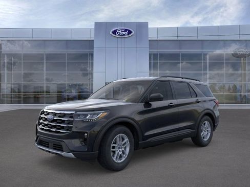 New 2026 Ford Explorer Active w/ Active Comfort Package image 1