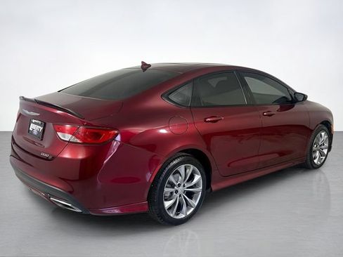 Used 2015 Chrysler 200 S w/ Navigation & Sound Group I FWD image 3