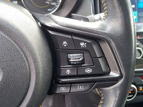 Used 2021 Subaru Crosstrek 2.5i Sport w/ Moonroof Package image 18