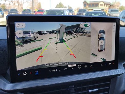 Certified 2025 Ford Explorer Platinum w/ LUX Leather Package image 18