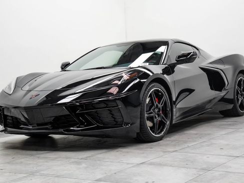 Used 2023 Chevrolet Corvette Stingray Coupe w/ 1LT RWD image 7