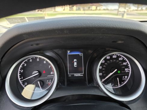 Used 2023 Toyota Camry LE image 23