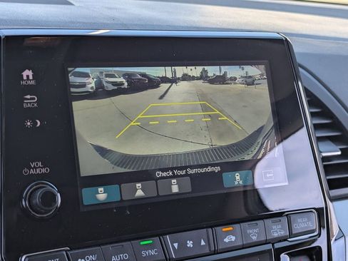 Certified 2024 Honda Odyssey Touring image 25