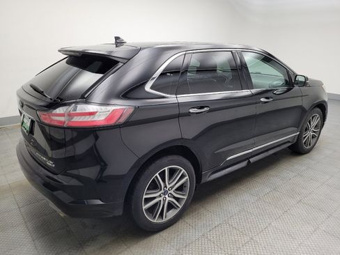 Used 2019 Ford Edge Titanium w/ Equipment Group 301A AWD/4WD image 10