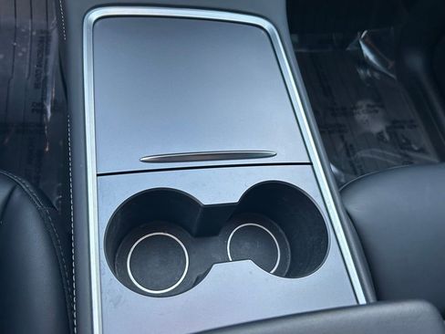 Used 2024 Tesla Model Y Long Range image 21