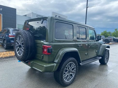 Used 2024 Jeep Wrangler High Altitude AWD/4WD image 2