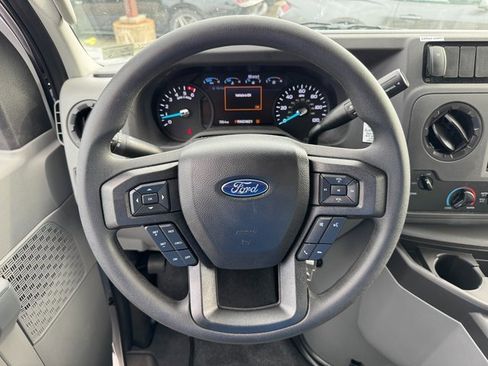 New 2026 Ford E-450 and Econoline 450 Super Duty w/ Power Equipment Group image 18