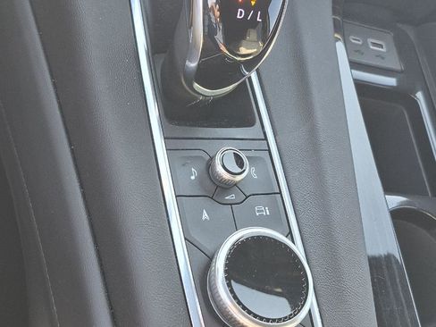 Used 2024 Cadillac Escalade Sport w/ LPO, ONYX Package image 23