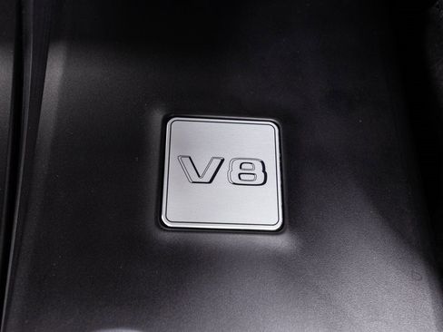 Used 2025 Mercedes-Benz GLS 580 4MATIC image 40