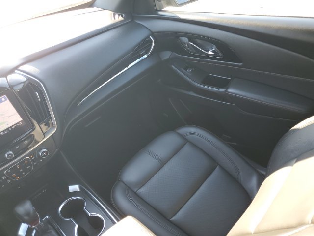 Used 2023 Chevrolet Traverse RS AWD/4WD image 20