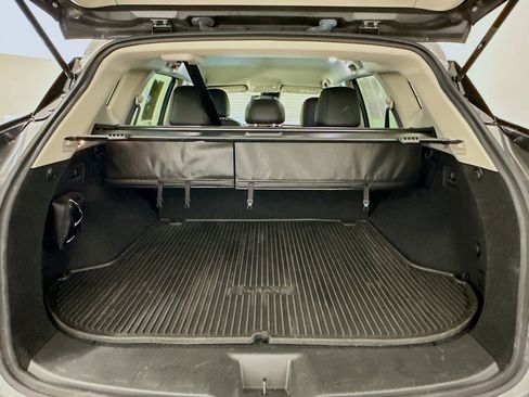 Used 2022 Nissan Murano SV w/ Cargo Package image 29