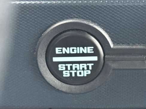 Used 2023 Ford Bronco Outer Banks AWD/4WD image 17