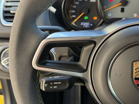 Used 2016 Porsche Cayman GT4 image 39