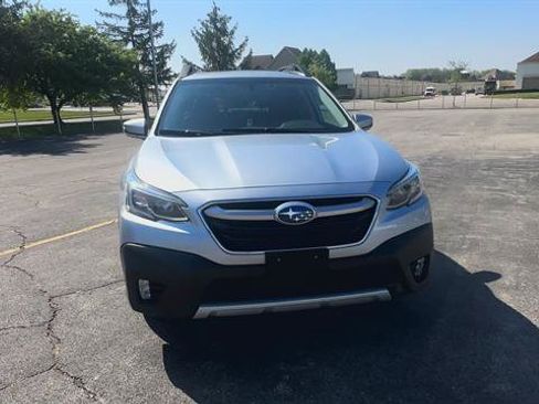Used 2022 Subaru Outback Limited image 3