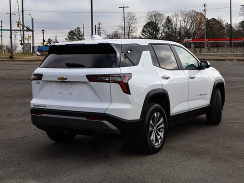 Used 2025 Chevrolet Equinox LT image 7