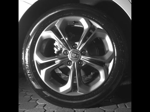 Used 2023 Honda Accord EX-L image 9
