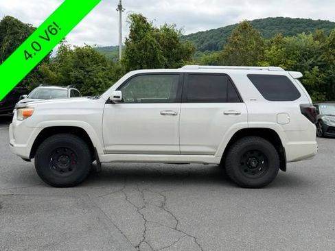Used 2012 Toyota 4Runner SR5 w/ Convenience Pkg AWD/4WD image 3