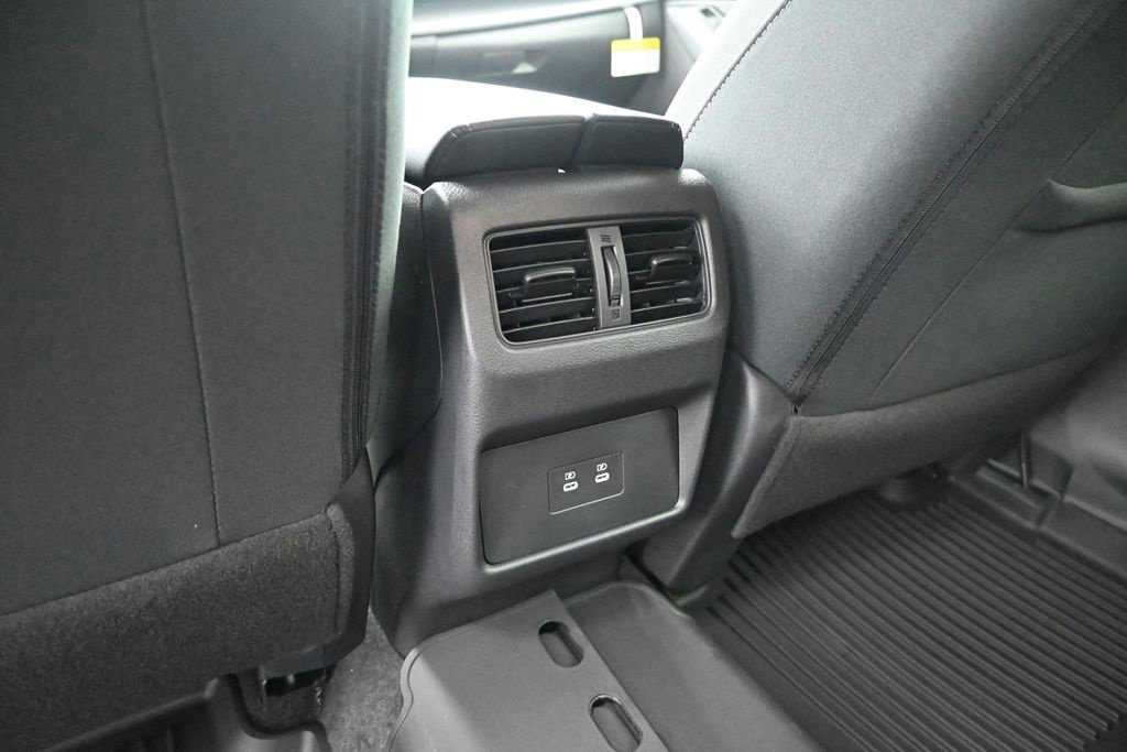 Certified 2026 Nissan Rogue SV w/ Cold Weather Package FWD image 16
