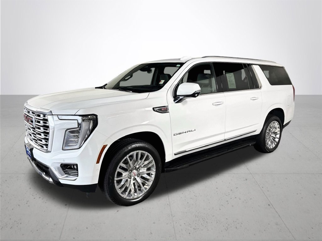 Used 2025 GMC Yukon XL Denali AWD/4WD image 2