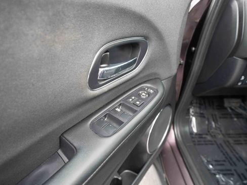 Used 2022 Honda HR-V EX image 7