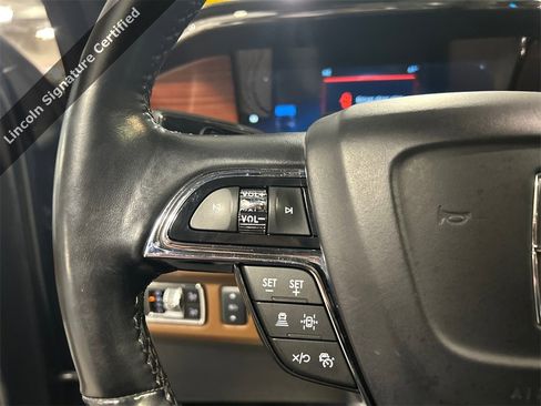 Certified 2023 Lincoln Navigator L Reserve image 12