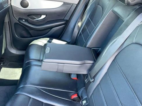 Used 2019 Mercedes-Benz GLC 300 4MATIC image 37