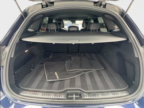 Used 2024 Mercedes-Benz GLC 300 4MATIC w/ AMG Line image 16