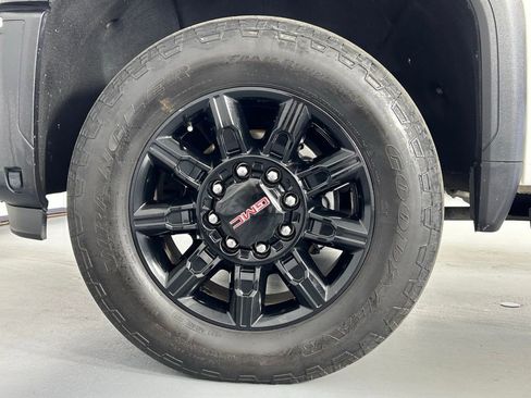 Used 2024 GMC Sierra 2500 AT4 w/ AT4 Premium Plus Package image 37