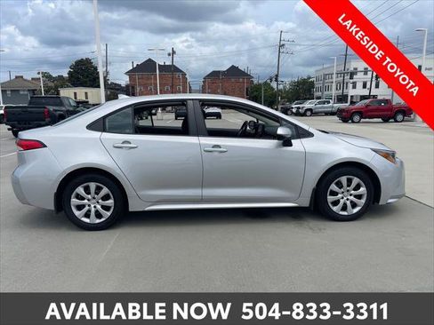 Certified 2022 Toyota Corolla LE FWD image 6