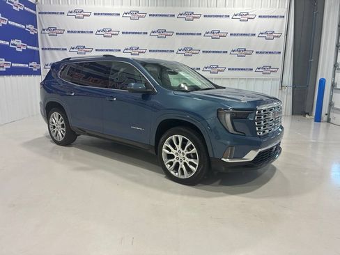 Used 2024 GMC Acadia Denali w/ Super Cruise Package FWD image 7