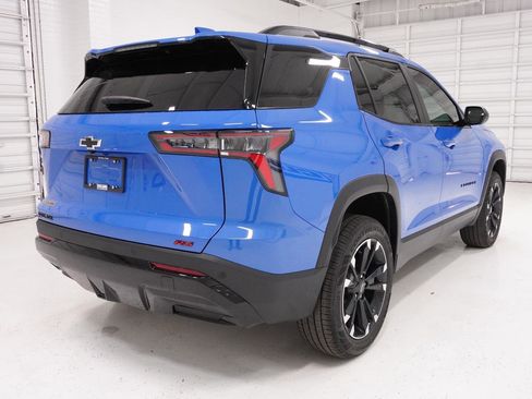 New 2026 Chevrolet Equinox RS w/ Convenience Package III FWD image 5