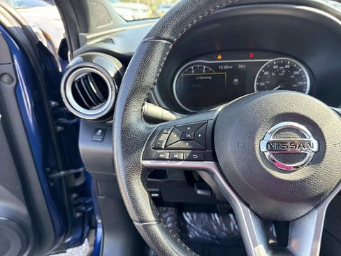 Used 2019 Nissan Kicks SR w/ SR Premium Package image 30