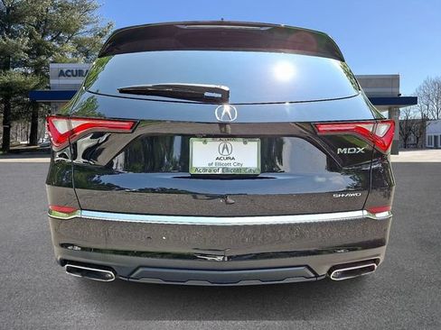Used 2024 Acura MDX SH-AWD w/ Technology Package image 5