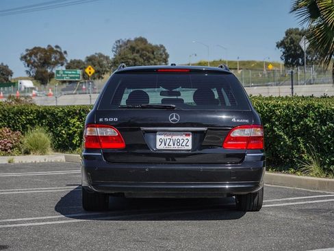 Used 2005 Mercedes-Benz E 500 4MATIC Wagon image 5