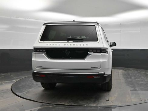 Used 2022 Jeep Grand Wagoneer Series I AWD/4WD image 6