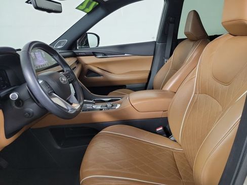 Certified 2025 INFINITI QX60 Luxe w/ Vision Package FWD image 18