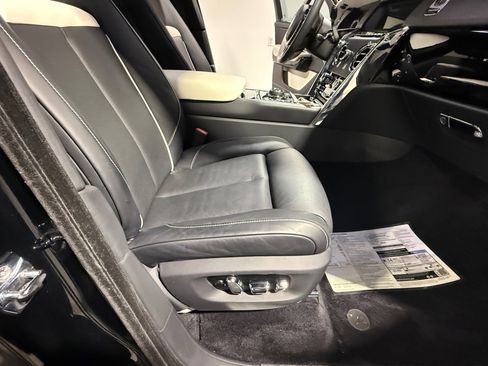 Used 2023 Rolls-Royce Cullinan image 50