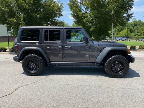 Used 2025 Jeep Wrangler Unlimited Sport AWD/4WD image 8