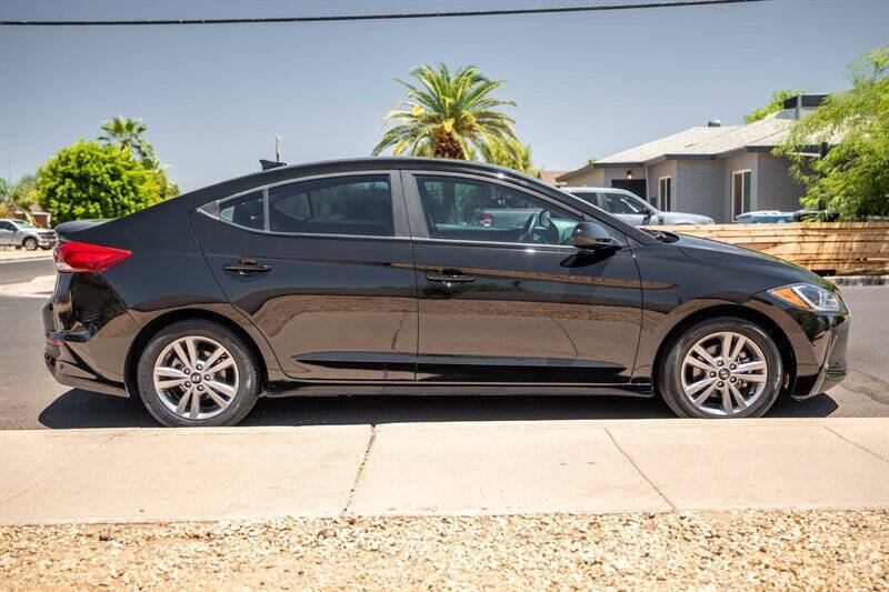 Used 2018 Hyundai Elantra Value Edition FWD image 6