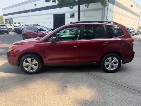 Used 2016 Subaru Forester 2.5i Premium w/ All-Weather Package AWD/4WD image 7