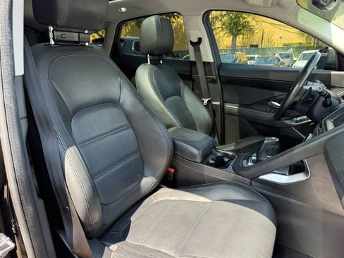 Used 2020 Jaguar E-PACE AWD/4WD image 14
