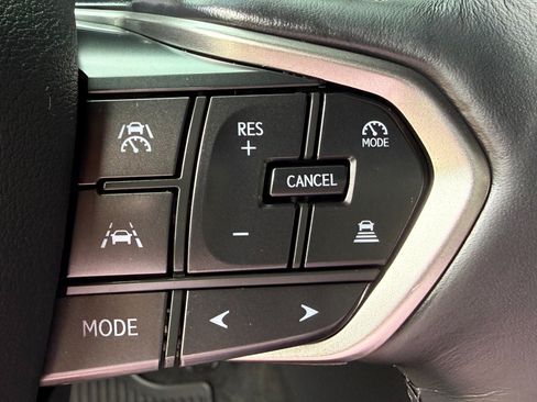 Used 2025 Lexus GX 550 w/ Accessory Package (2T) AWD/4WD image 37
