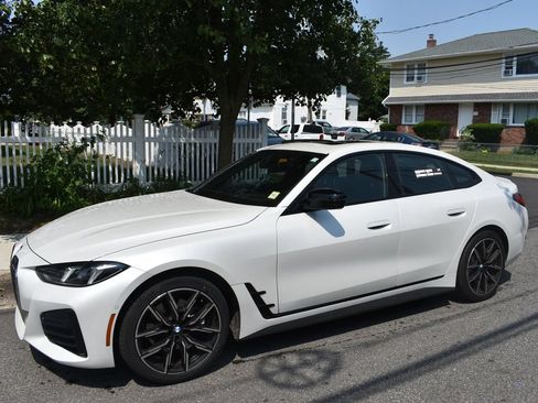 Used 2025 BMW 430i w/ M Sport Package RWD image 8