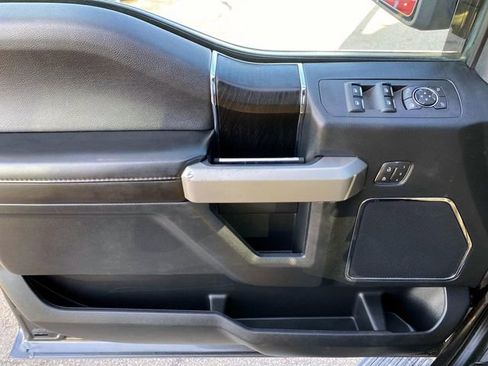 Used 2020 Ford F150 Platinum image 22