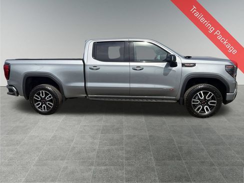 Used 2023 GMC Sierra 1500 AT4 w/ AT4 Premium Package AWD/4WD image 7