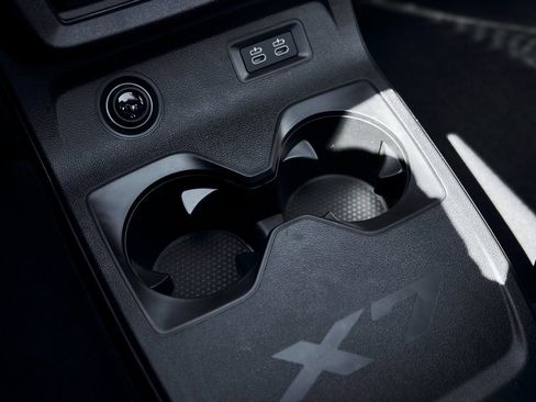 Used 2026 BMW ALPINA XB7 ALPINA XB7 image 64