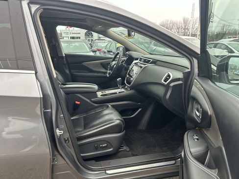 Used 2018 Nissan Murano SL w/ Moonroof Package image 17
